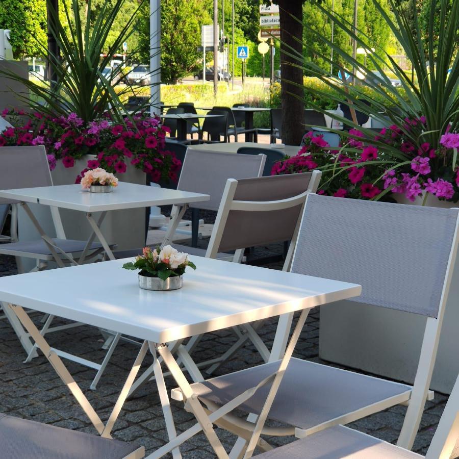 Apart-Hotel La Rocchetta Padenghe sul Garda Luaran gambar